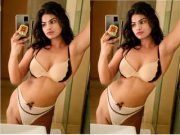 MOODY BEASTY Shows Her Boobs